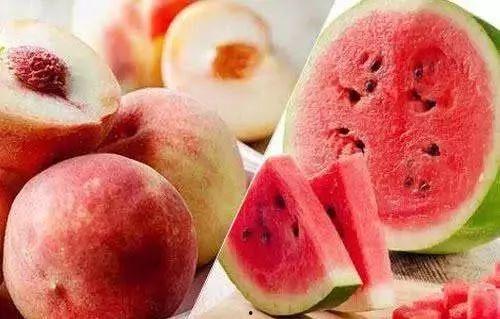 芝芝桃桃抖音视频吃瓜,揭秘芝芝桃桃的甜蜜瓜界传奇